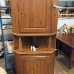 157 1151 CORNER CUPBOARD